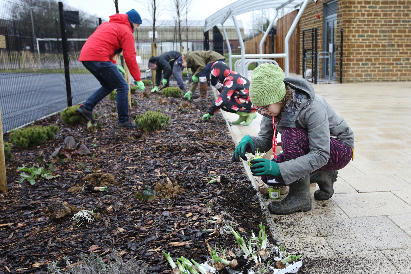 Bloxham Grove Academy, Planting Volunteering Day (9)